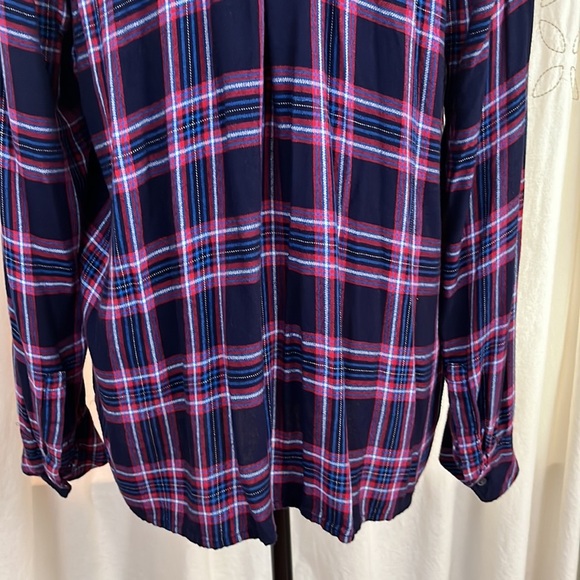 Flannel top 🖤 - Picture 12 of 14